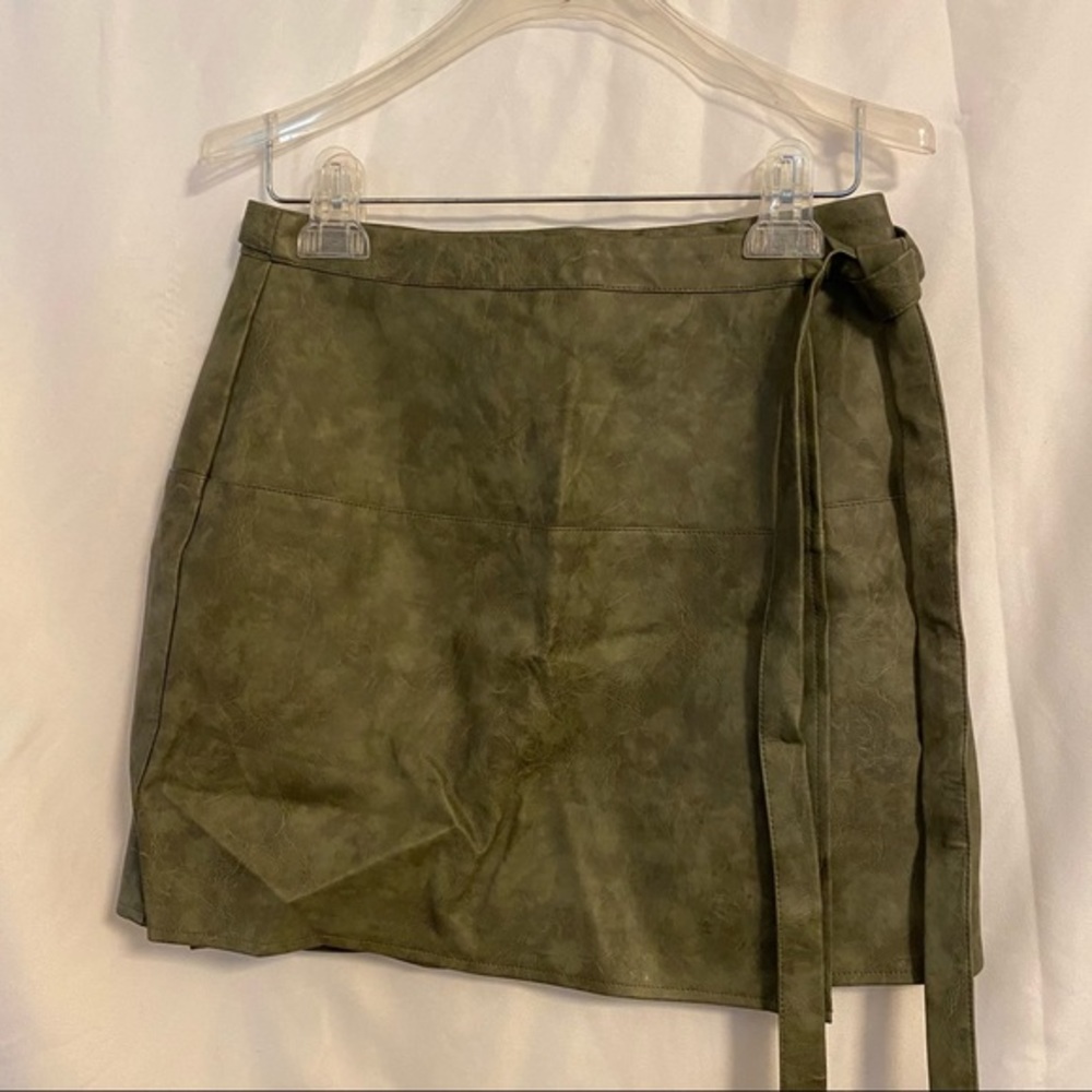Mint Vanilla Faux Leather Tie Skirt